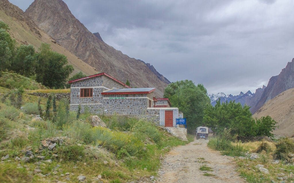 Kanday, das Tor zum Nangma-Tal-Trek und seinen Granittürmen, Gilgit-Baltistan