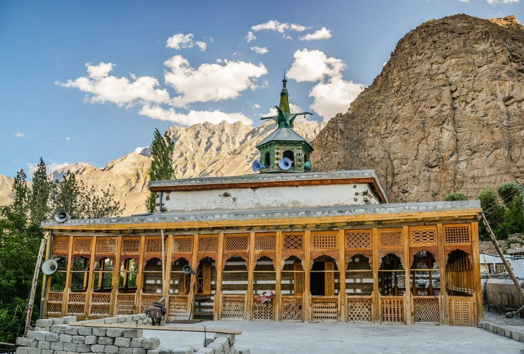 La moschea Chaqchan a Khaplu, costruita nel 1370